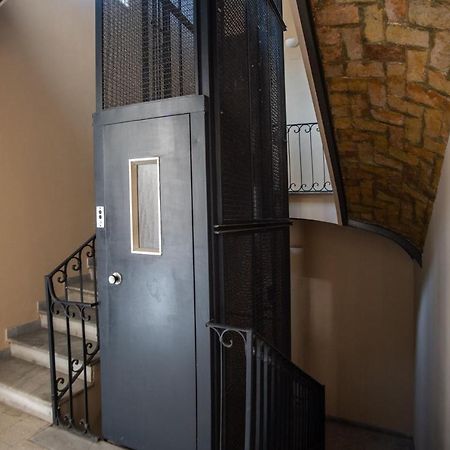 Newly Renovated Apartment By The Vatican Rome Buitenkant foto