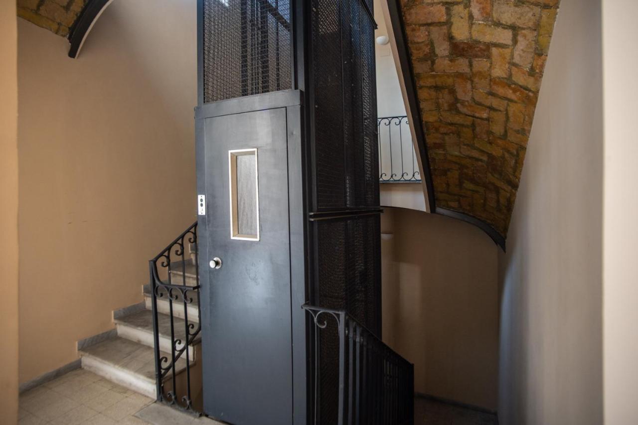 Newly Renovated Apartment By The Vatican Rome Buitenkant foto